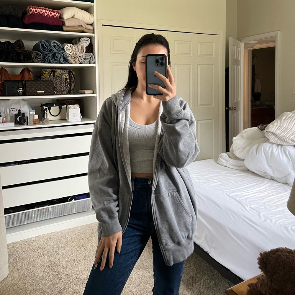 Oversized Zip-up Hoodie